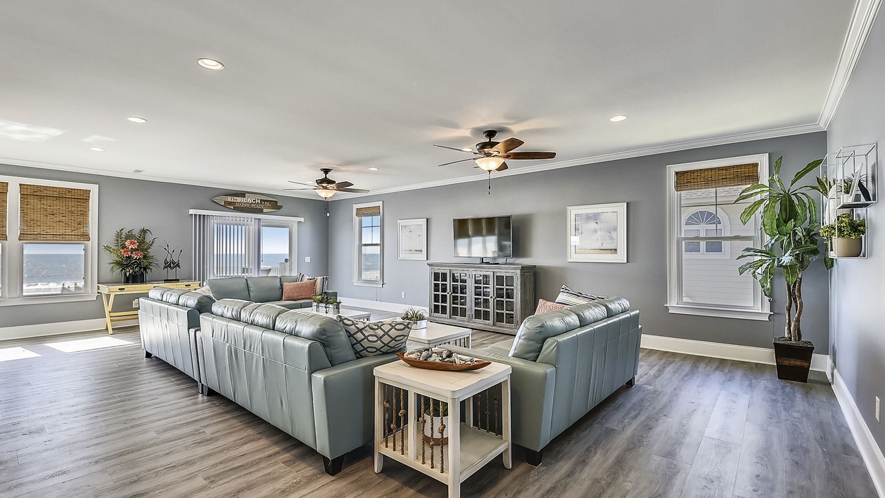 Photo of Livingroom in Long Bay Estates
