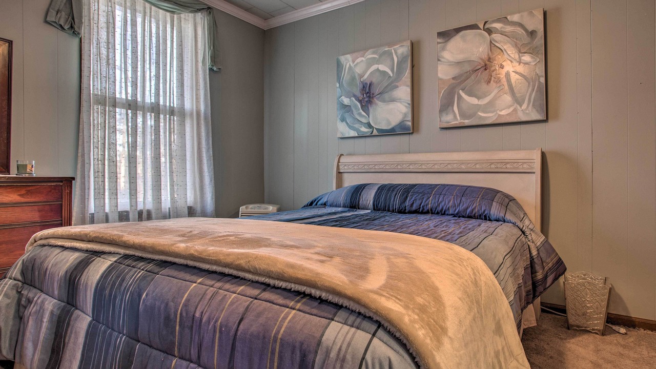 Photo of Bedroom in Arden