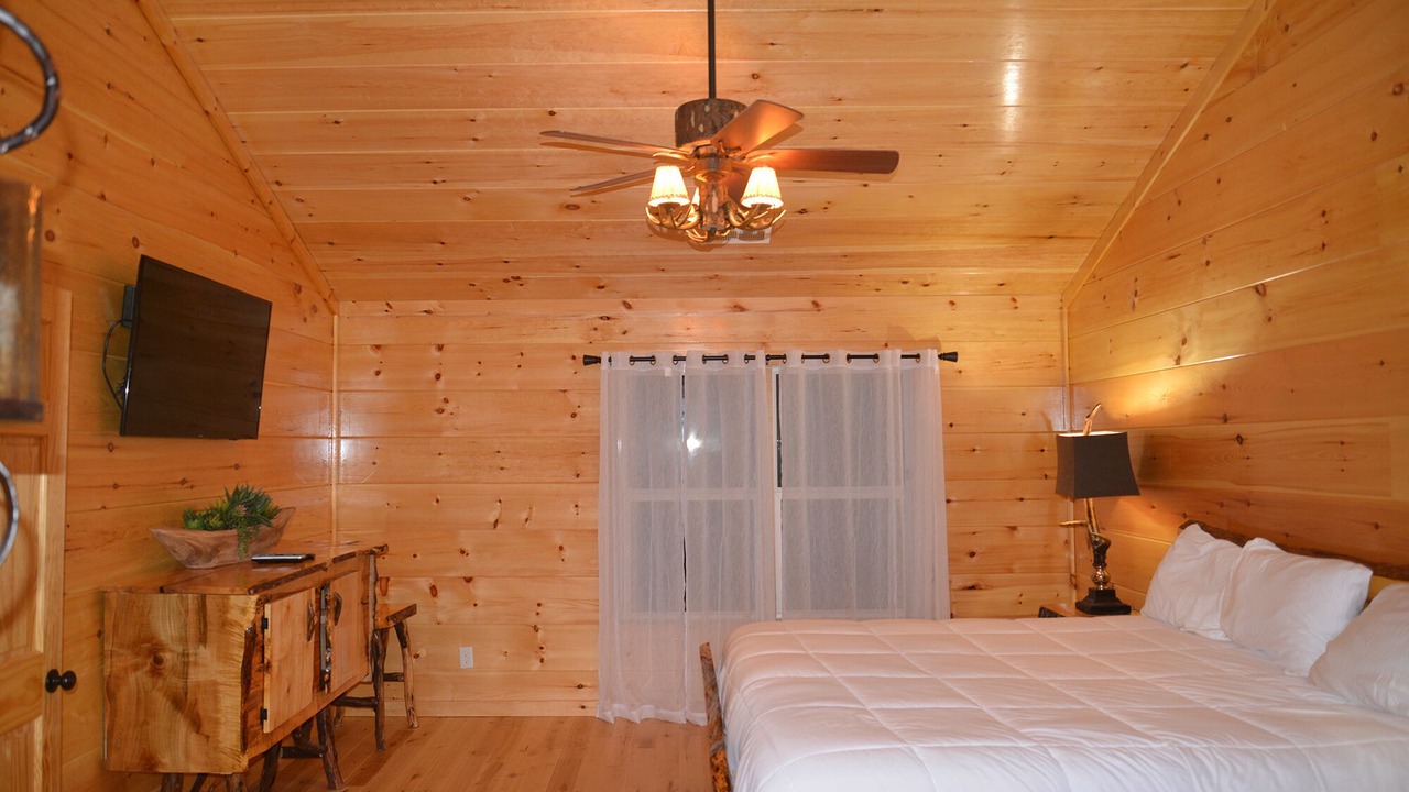 Photo of Bedroom in Gatlinburg