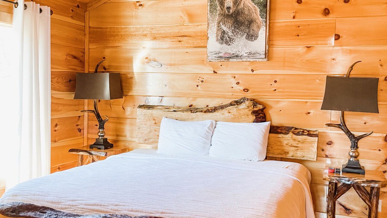 Photo of Bedroom in Gatlinburg