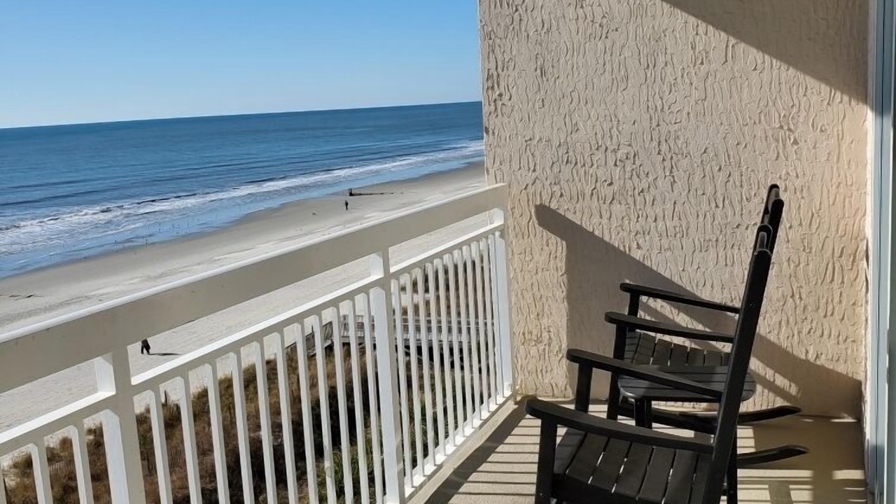 Photo of Patio Balcony in Crescent Beach