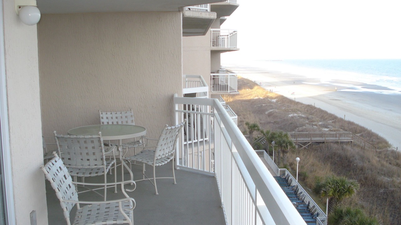 Photo of Patio Balcony in Crescent Beach