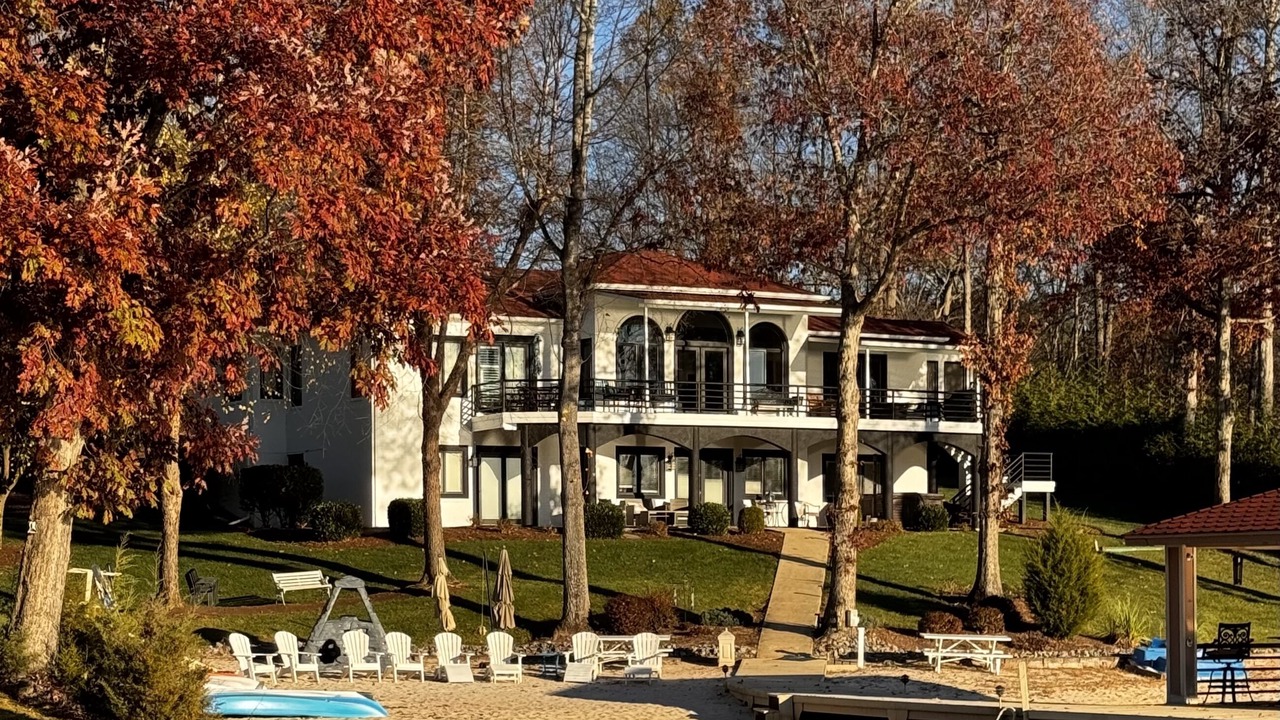 Photo of Outdoor in Huddleston