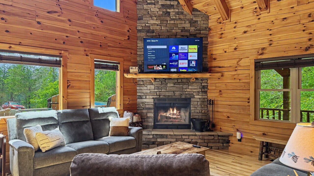 Photo of Livingroom in Farmville
