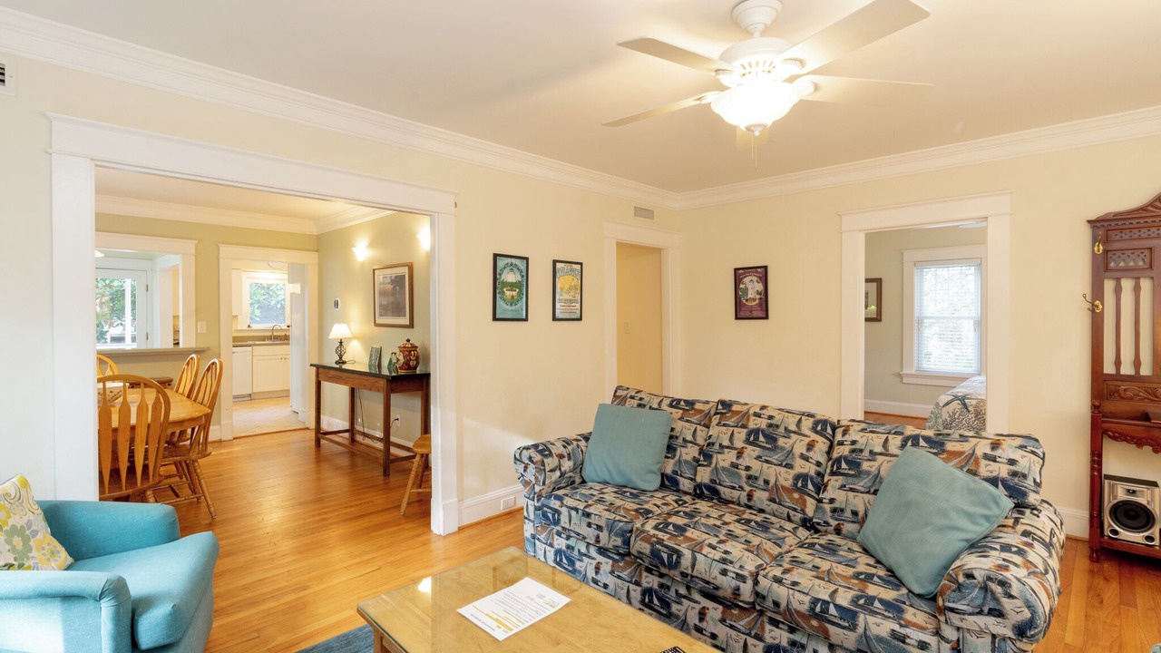 Photo of Livingroom in Ocracoke