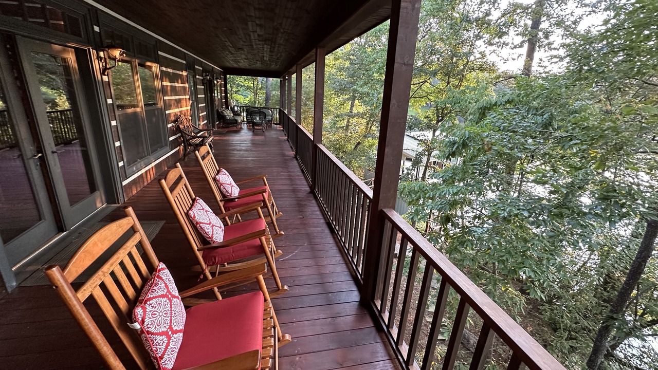 Photo of Patio Balcony in Lakemont