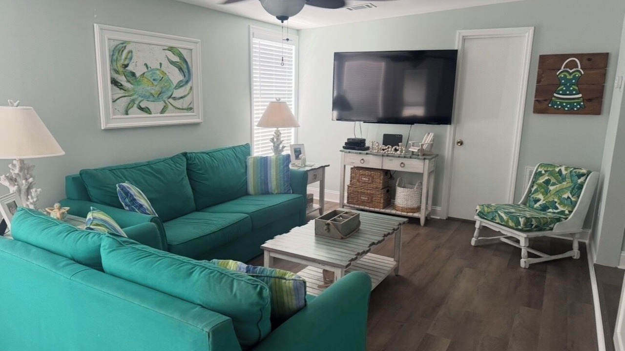 Photo of Livingroom in Surfside Beach