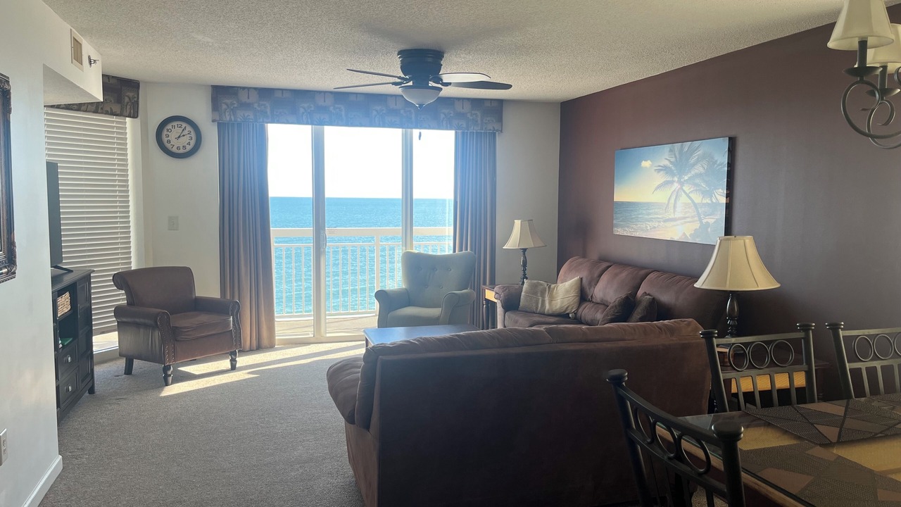 Photo of Patio Balcony in Crescent Beach