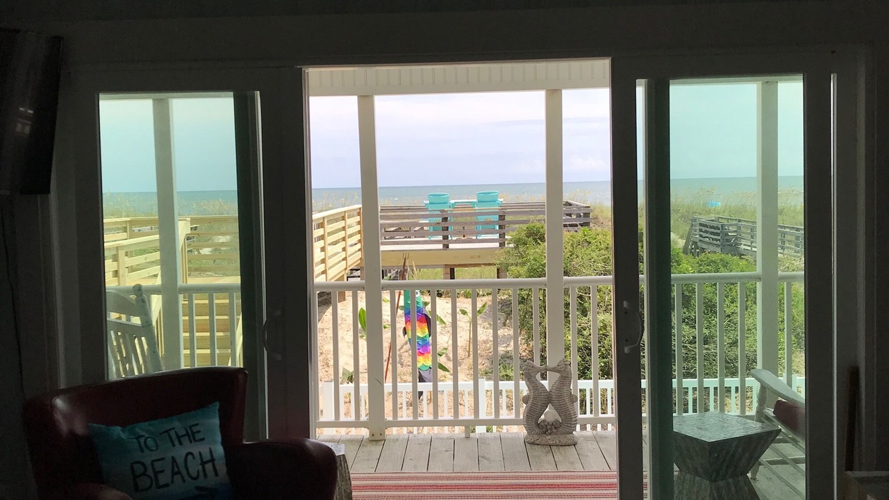 Photo of Livingroom in Ocean Isle Beach