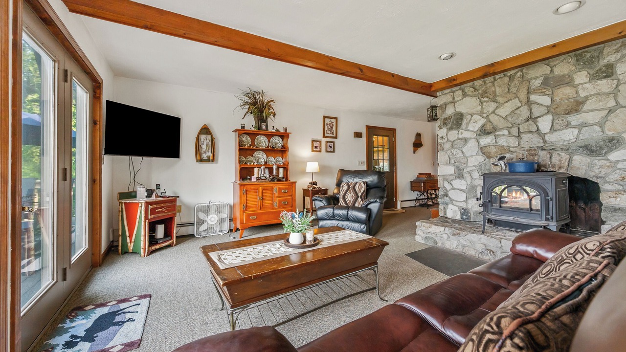 Photo of Livingroom in Rangeley Plantation