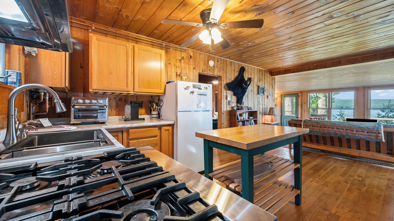 Photo of Kitchen in Rangeley Plantation