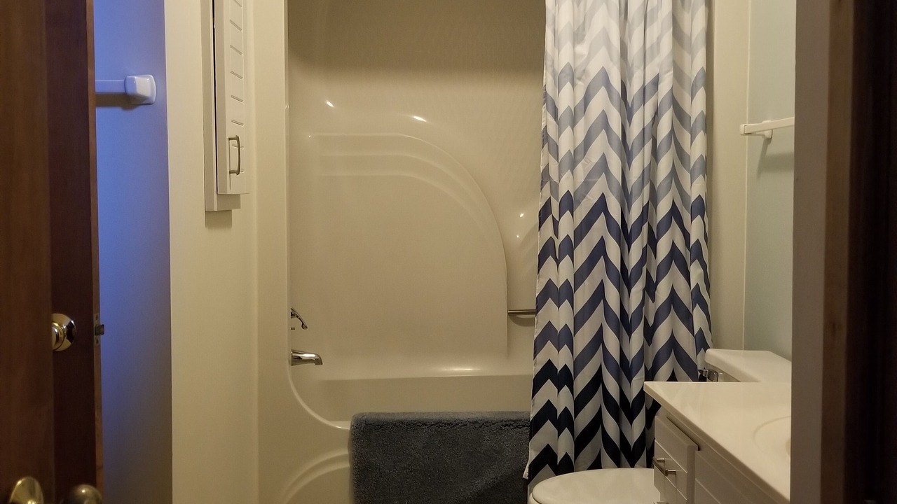 Photo of Bathroom in Monteray Shores
