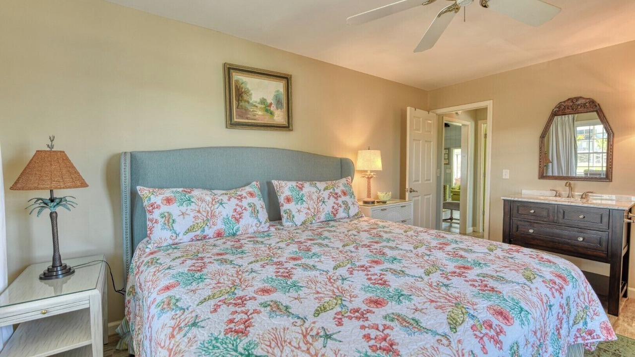 Photo of Bedroom in Inlet Harbour