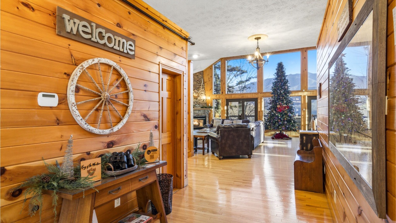 Photo of Livingroom in Gatlinburg