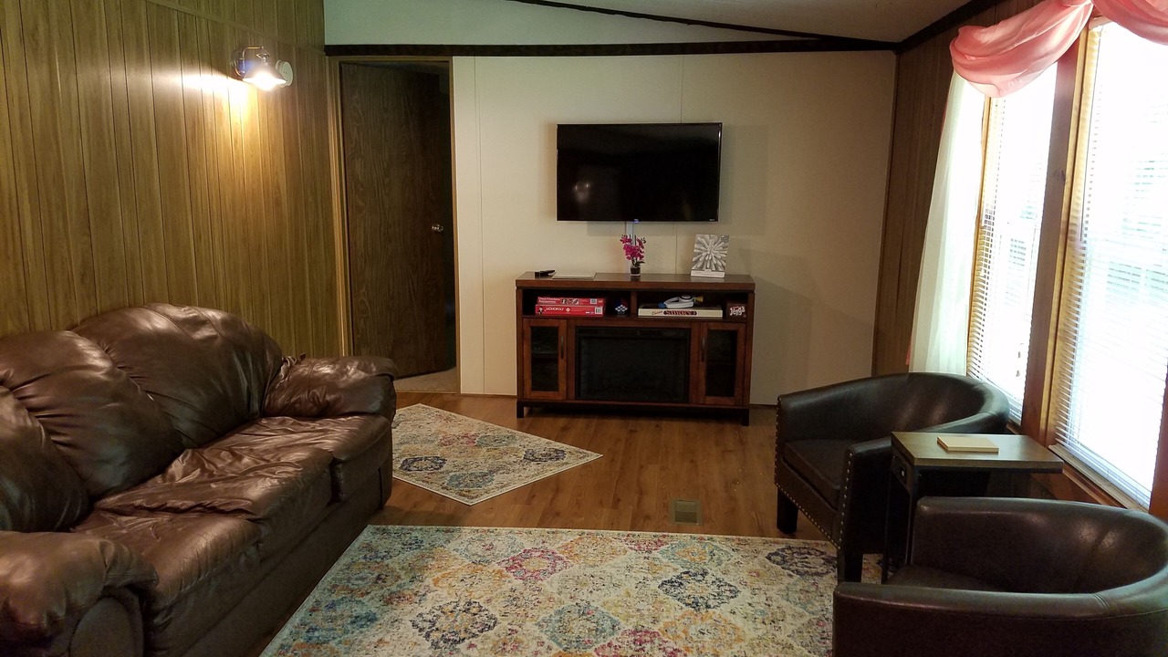 Photo of Livingroom in Salem