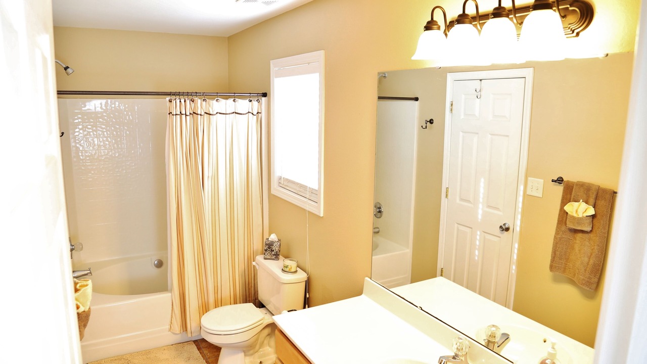 Photo of Bathroom in Oakhurst