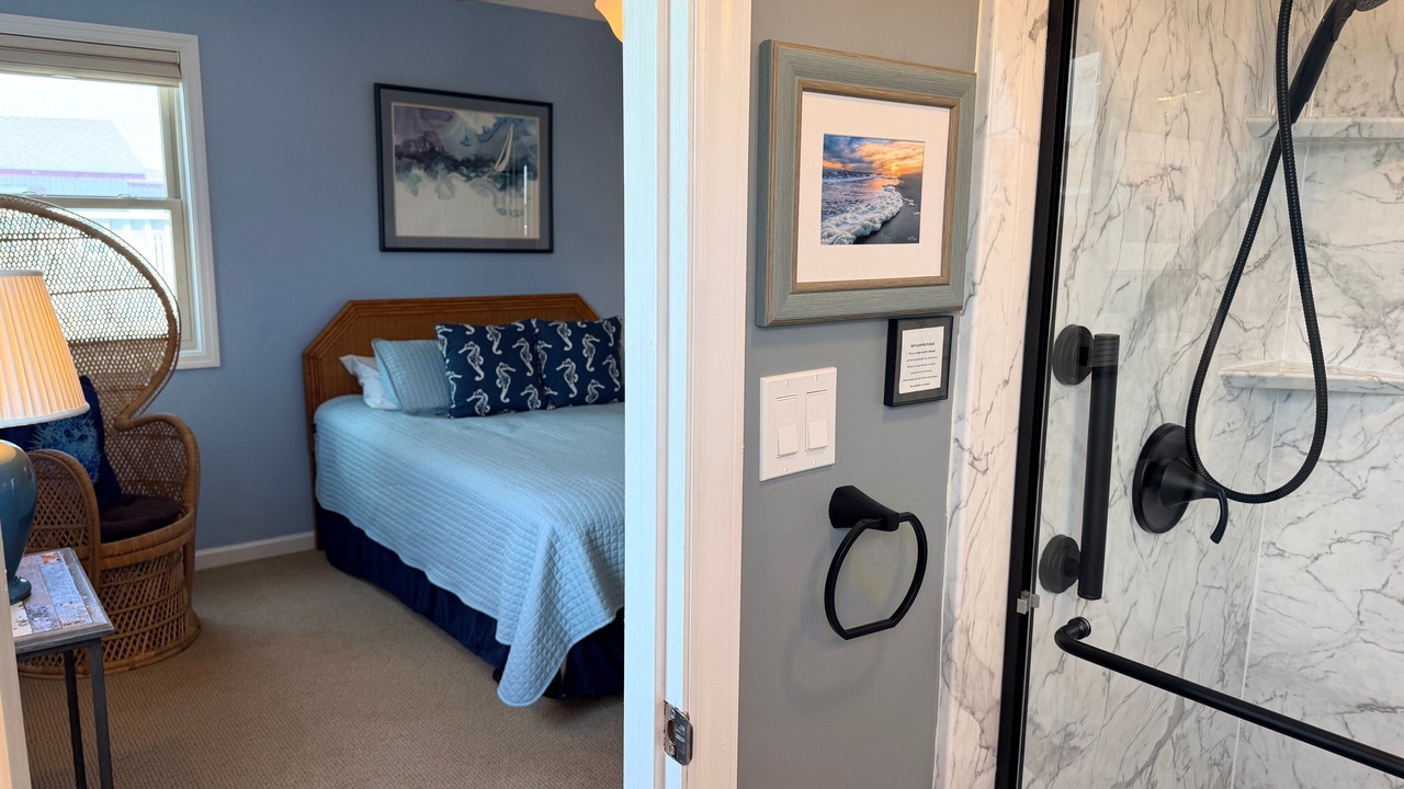 Photo of Bathroom in Holden Beach