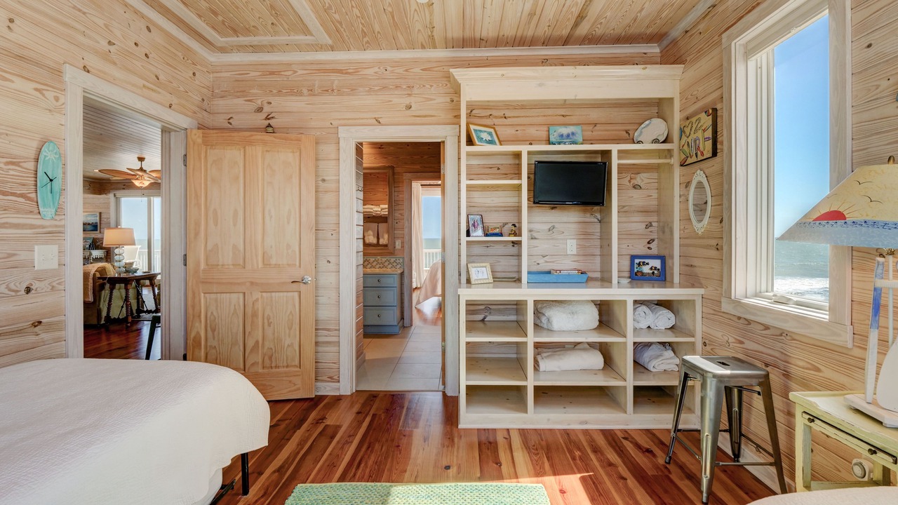 Photo of Bedroom in Ocean Sound Village