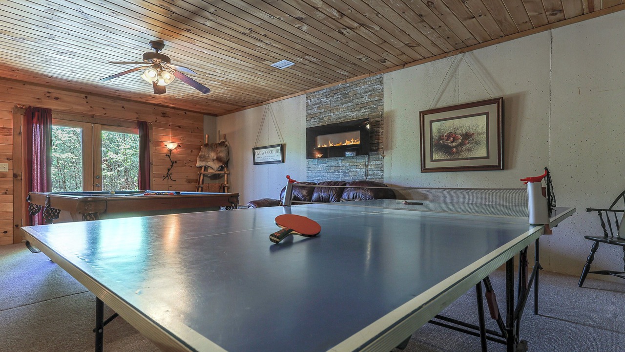 Photo of Others in Foxfire Estates