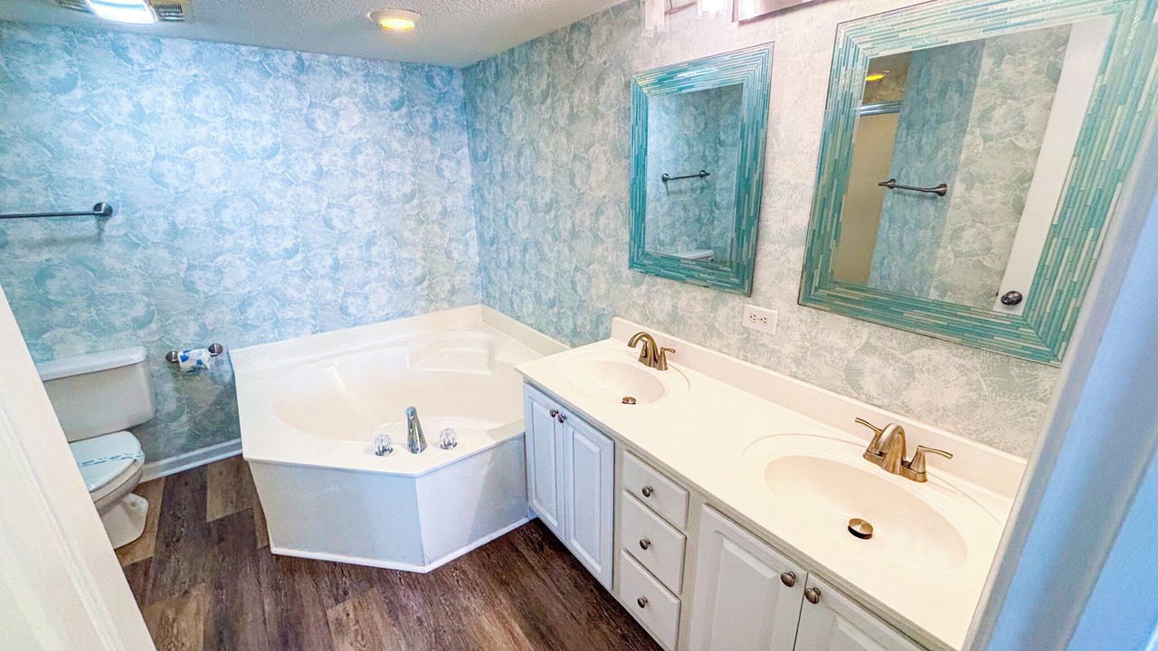 Photo of Bathroom in Windy Hill