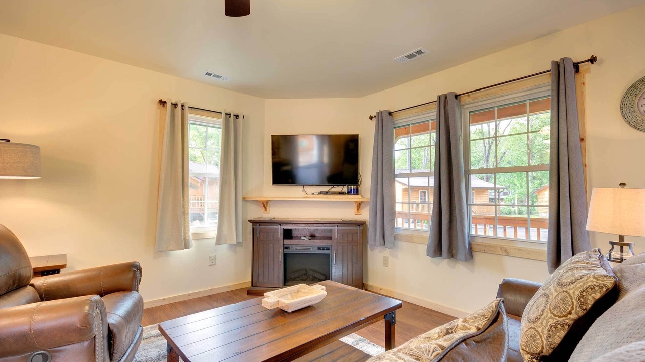 Photo of Livingroom in Cherokee