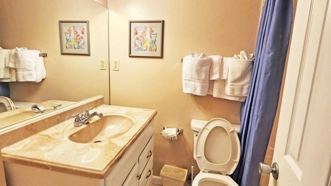 Photo of Bathroom in Crescent Beach
