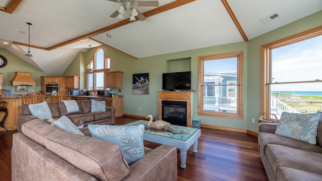 Photo of Bedroom in Southern Shores