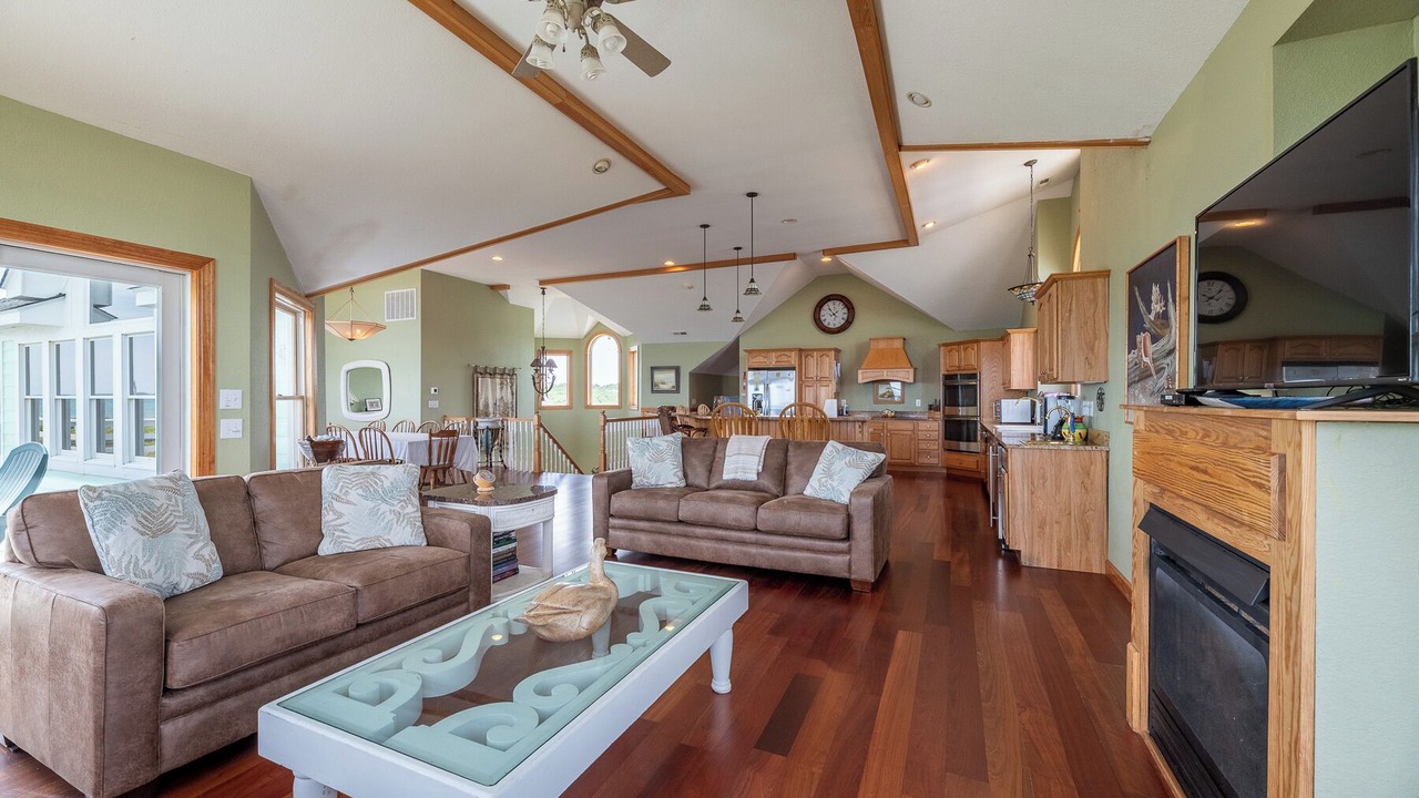 Photo of Bedroom in Southern Shores