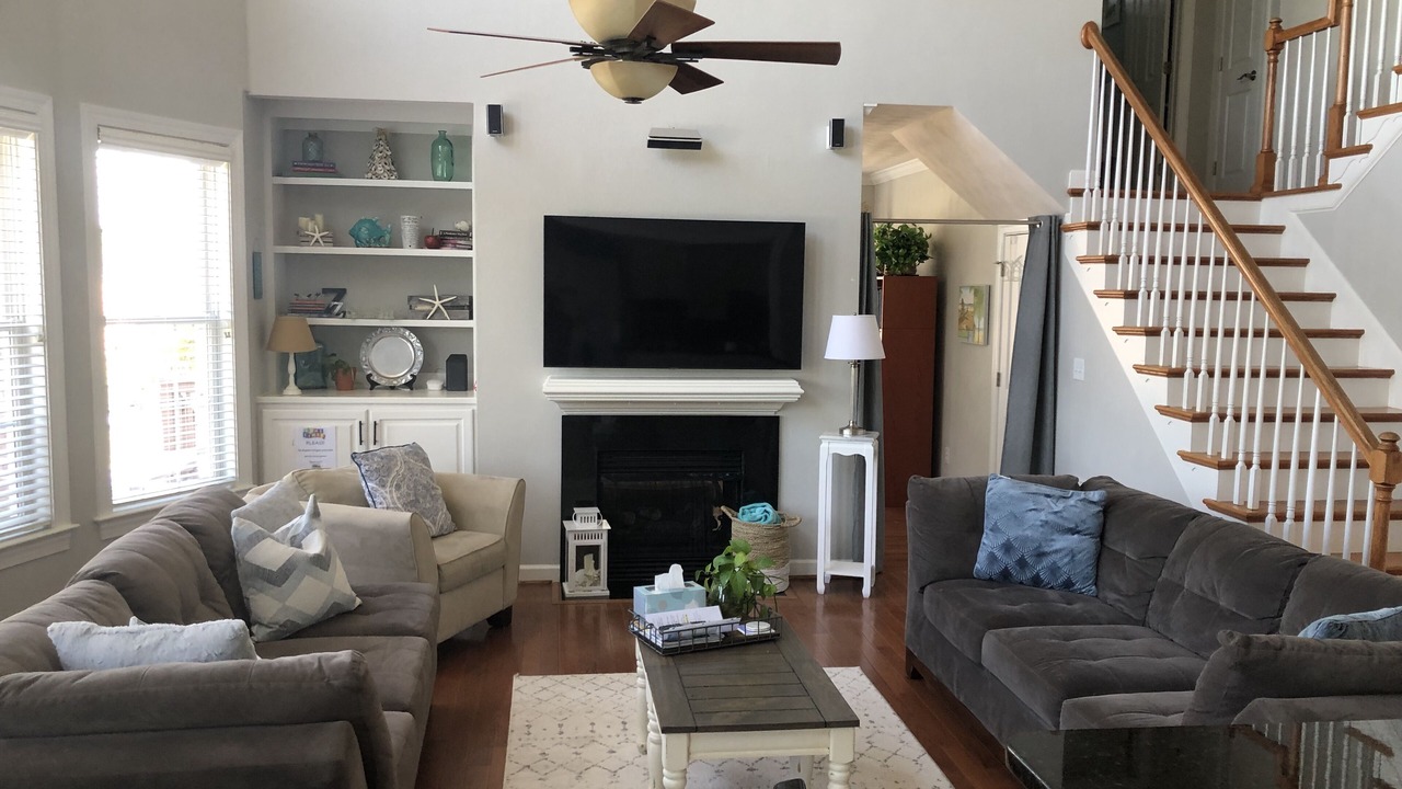 Photo of Livingroom in Virginia Beach