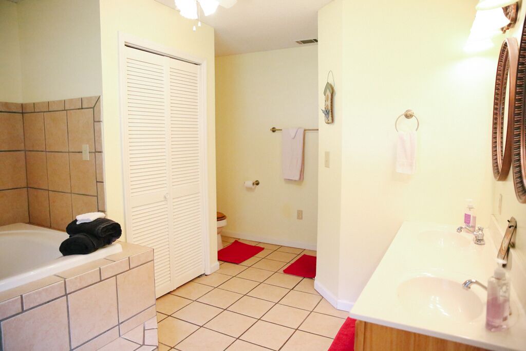 Photo of Bathroom in Sevierville