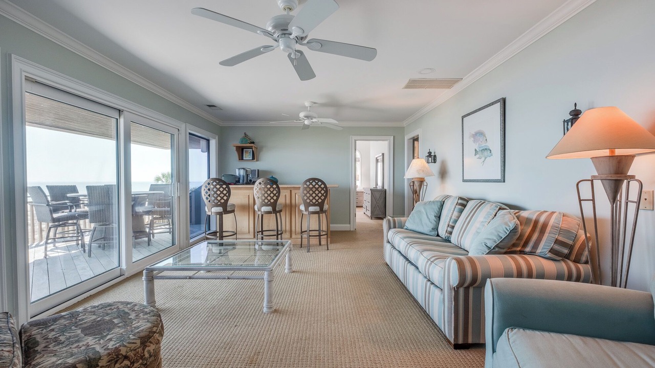 Photo of Livingroom in Palmetto Dunes