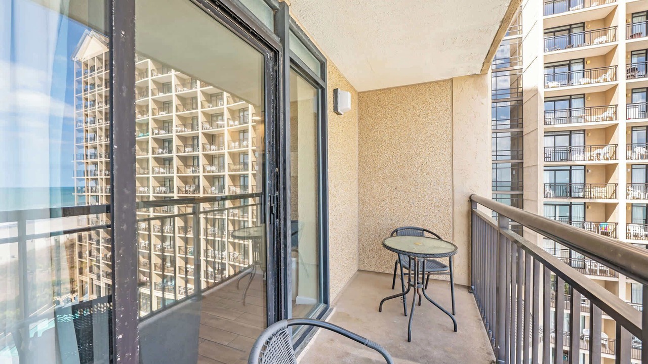 Photo of Patio Balcony in Windy Hill