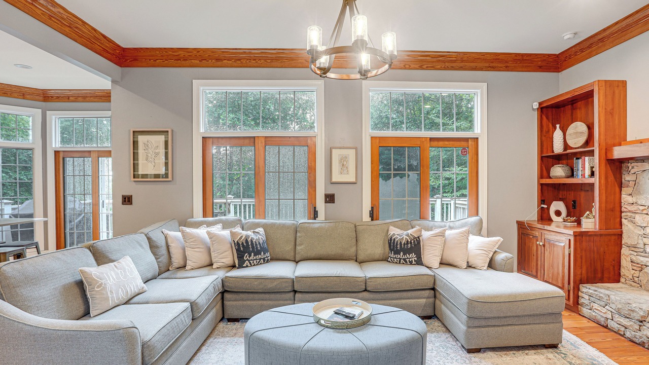 Photo of Livingroom in Boone