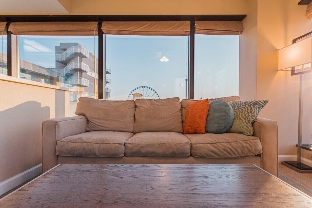 Photo of Livingroom in Downtown Myrtle Beach