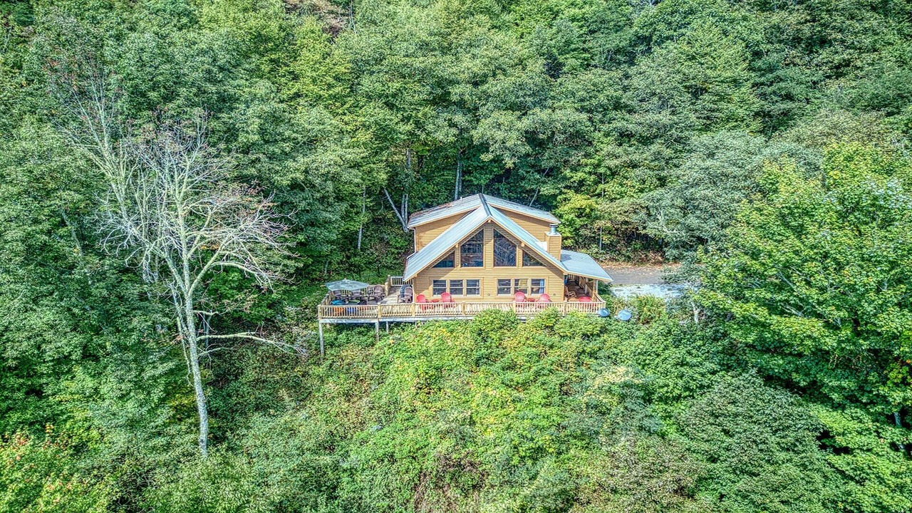 Photo of Outdoor in Waynesville