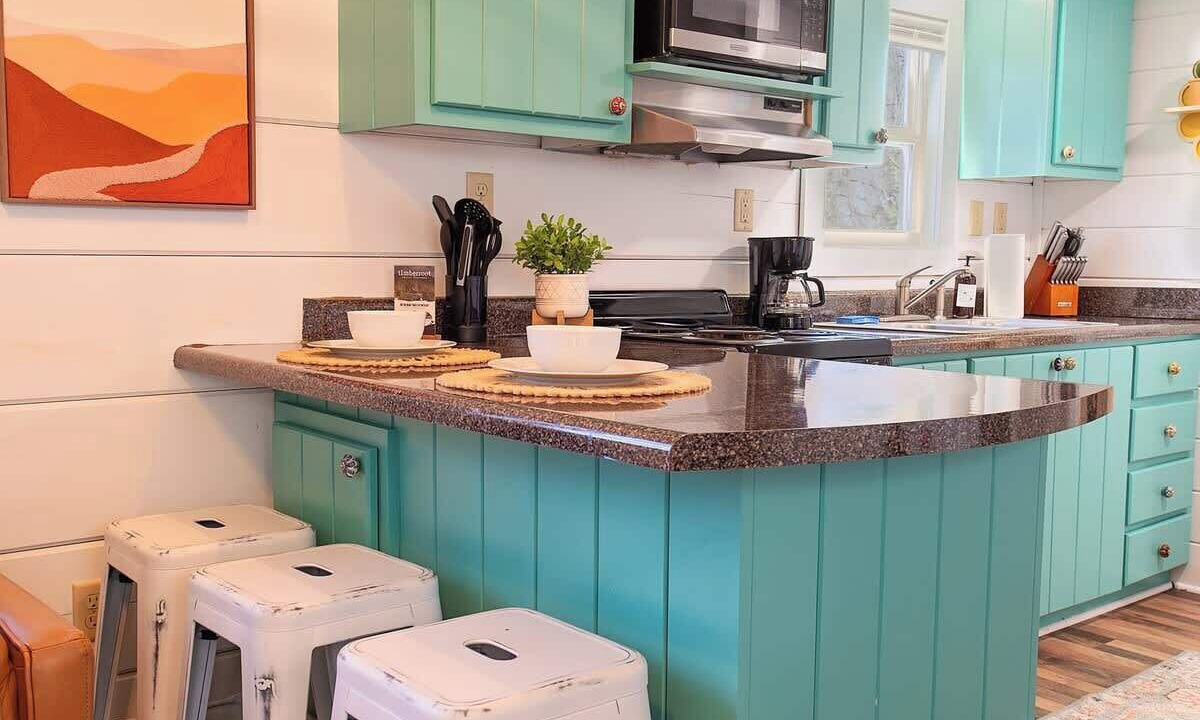 Photo of Kitchen in Lookout Valley Neighborhood Association