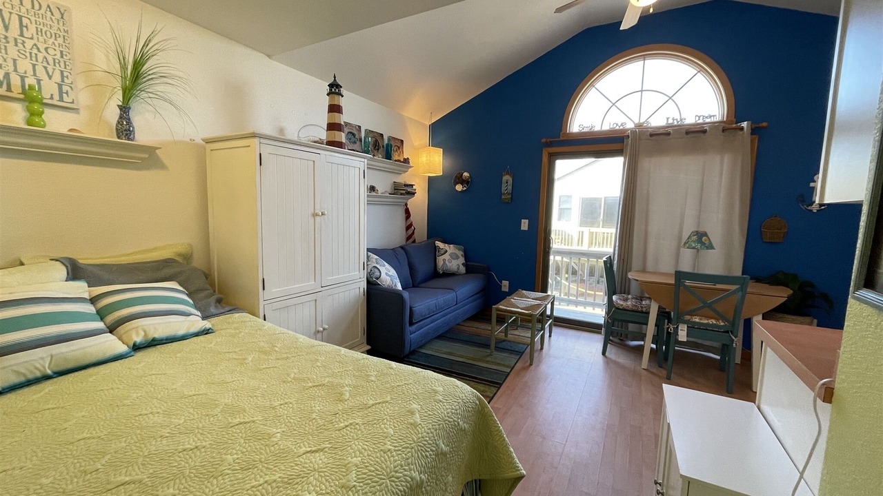Photo of Livingroom in Hatteras