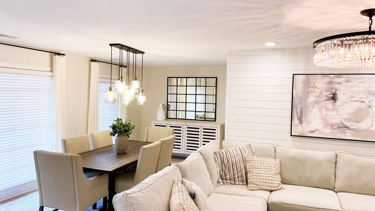 Photo of Livingroom in Harborgate Shores