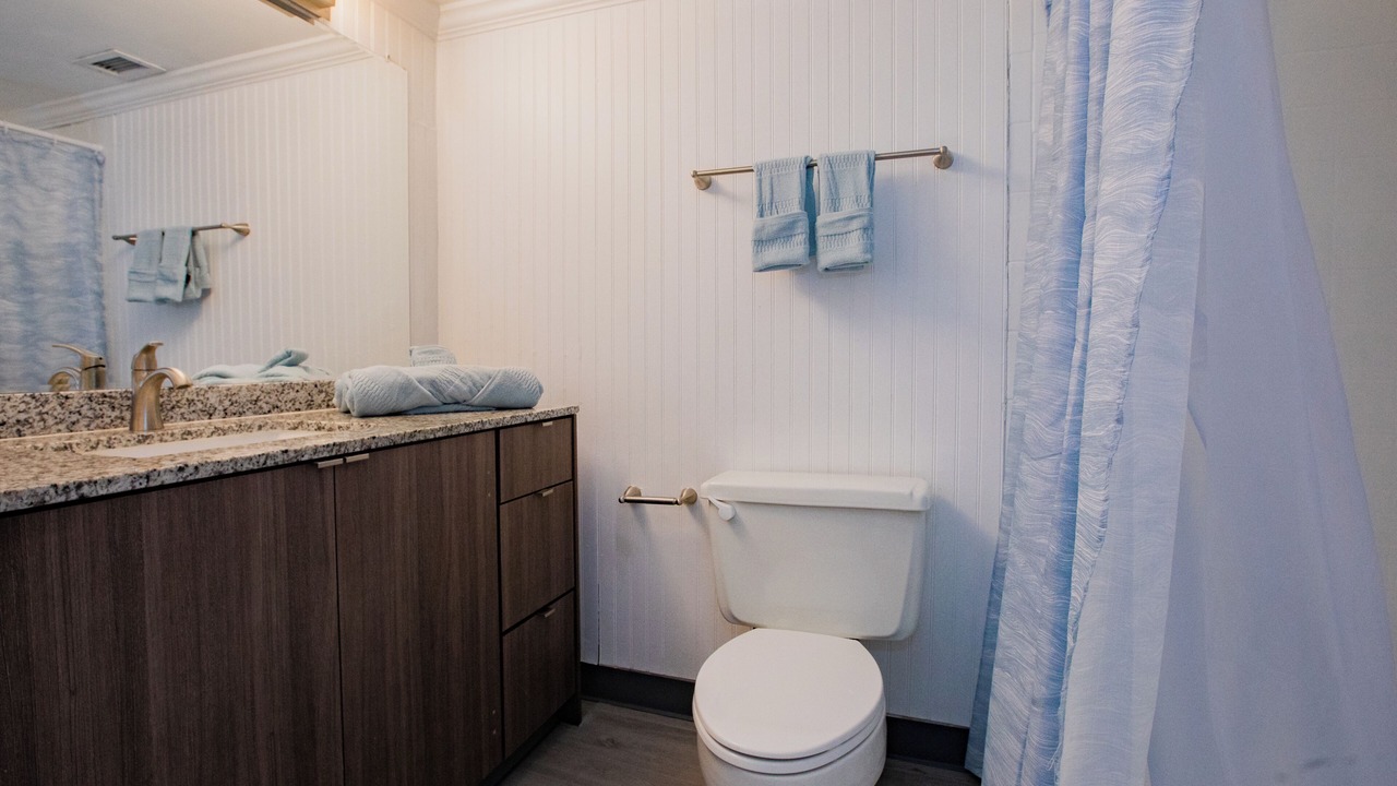 Photo of Bathroom in Sheffield Park