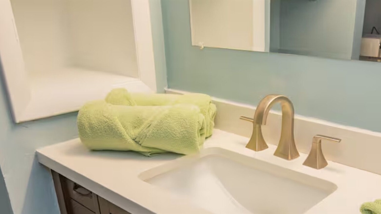 Photo of Bathroom in Sheffield Park