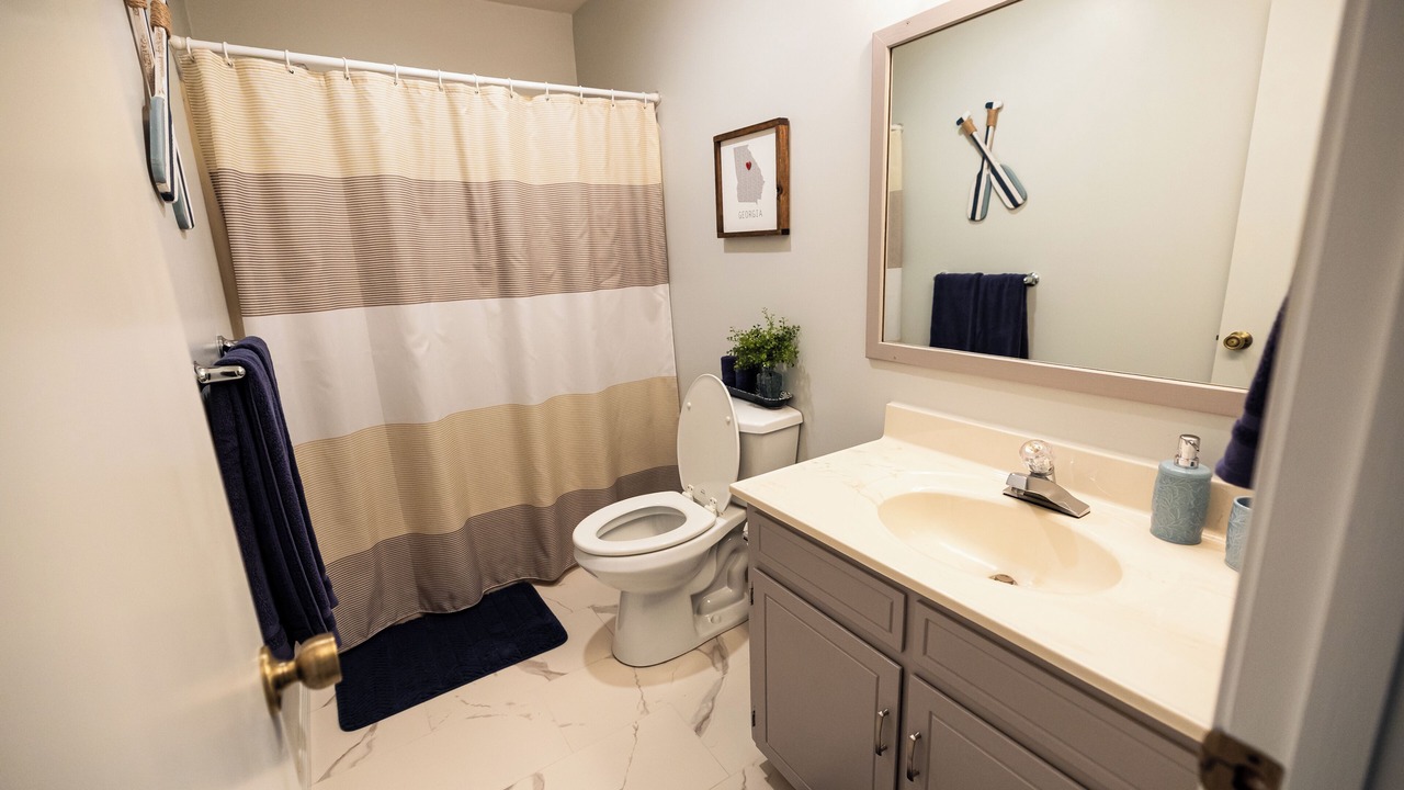 Photo of Bathroom in Lavonia