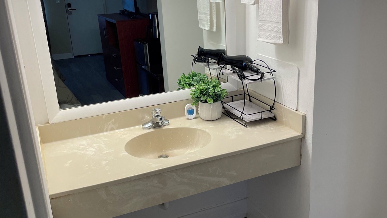 Photo of Bathroom in Sheffield Park
