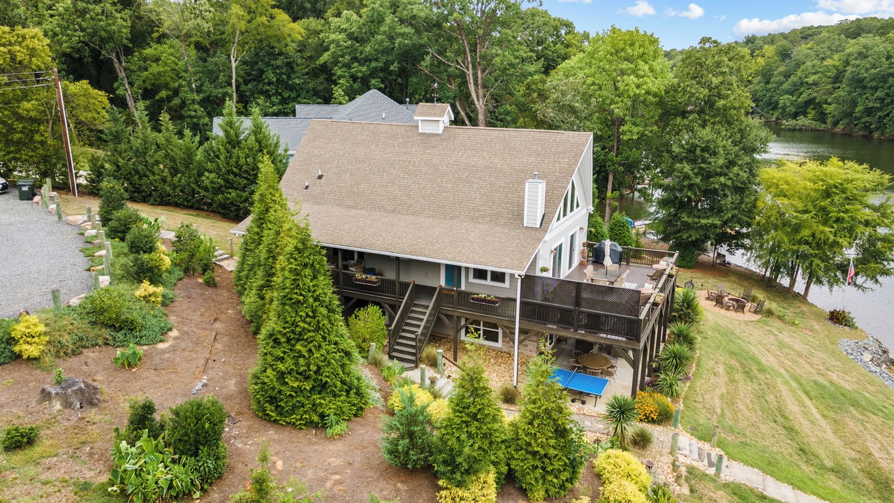 Photo of Outdoor in Steele Creek
