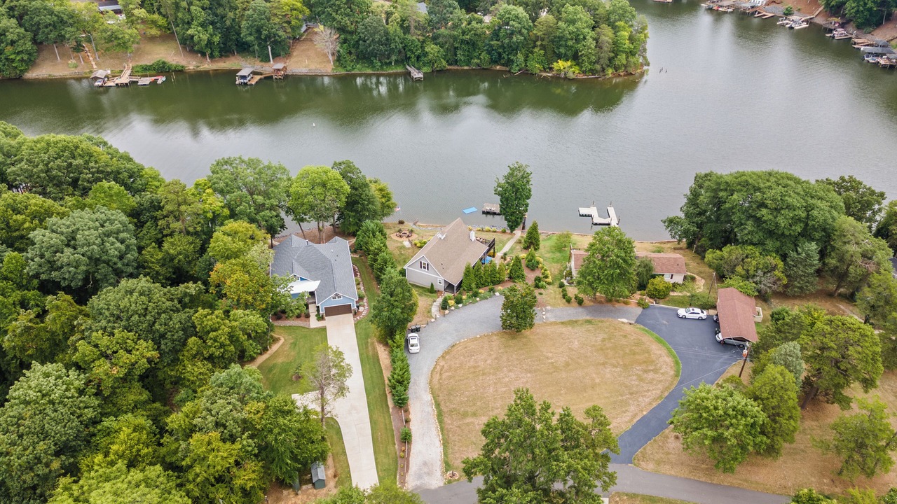 Photo of Outdoor in Steele Creek
