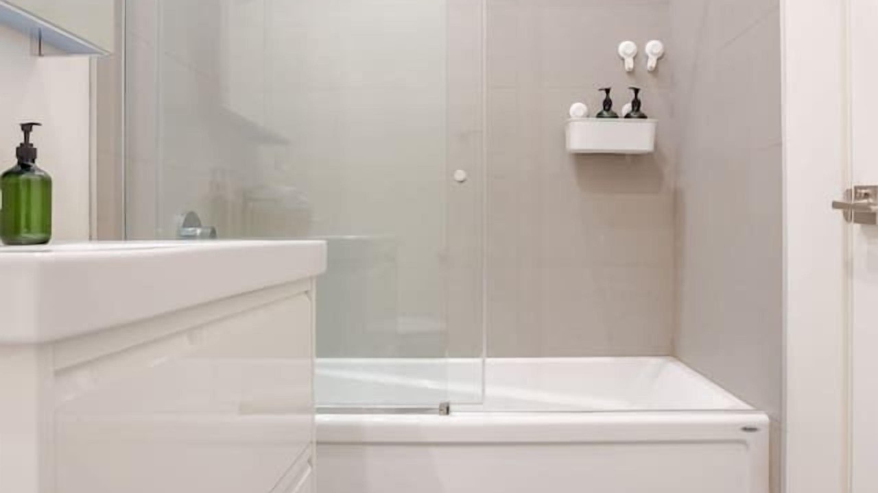 Photo of Bathroom in Milton Park