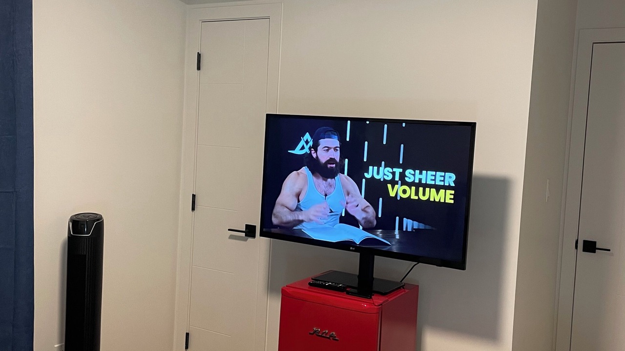 Photo of Bedroom in North Central Edmonton