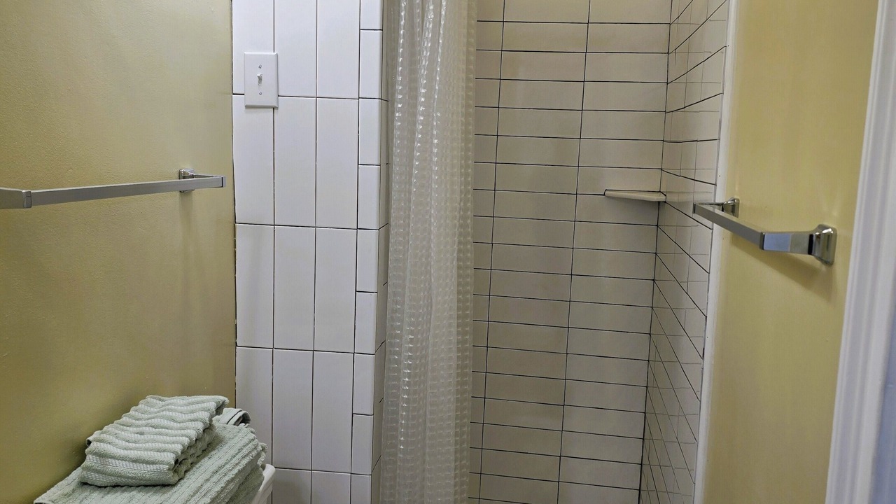 Photo of Bathroom in Robersonville