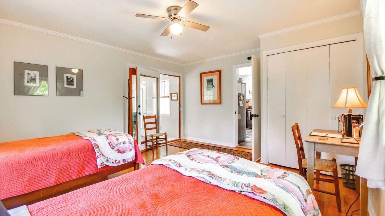 Photo of Bedroom in Lynn