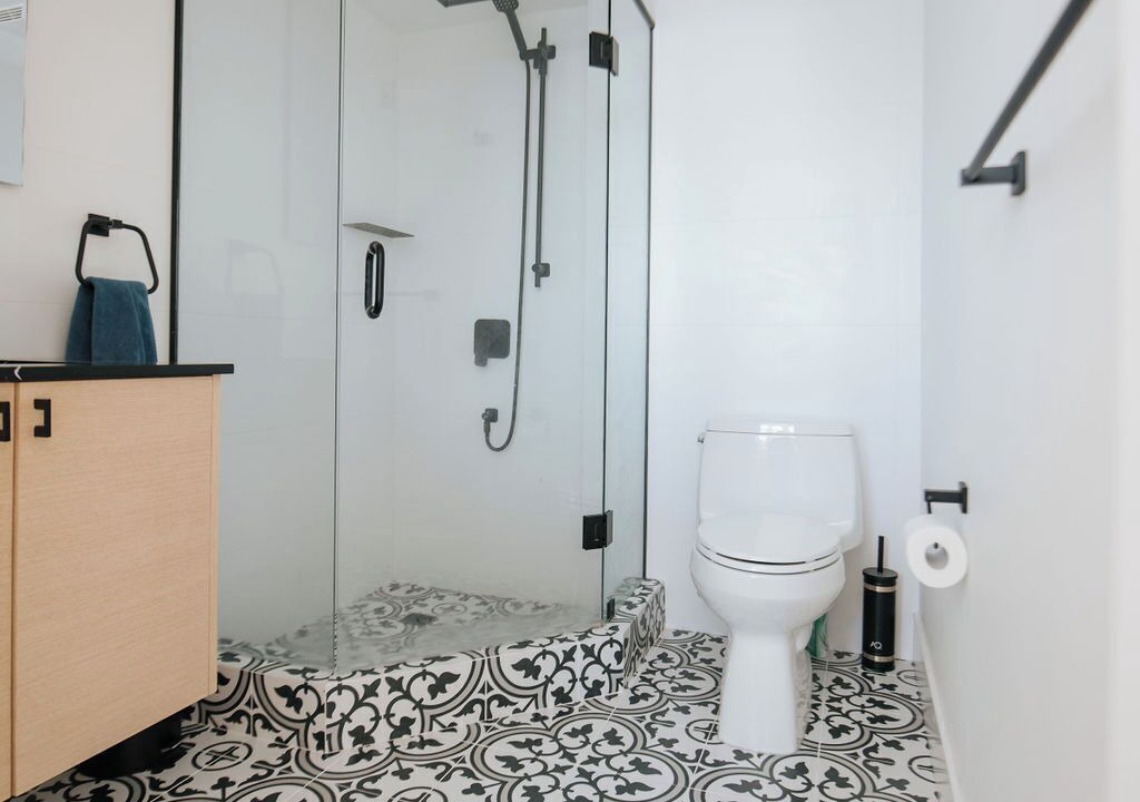Photo of Bathroom in Lower Lonsdale