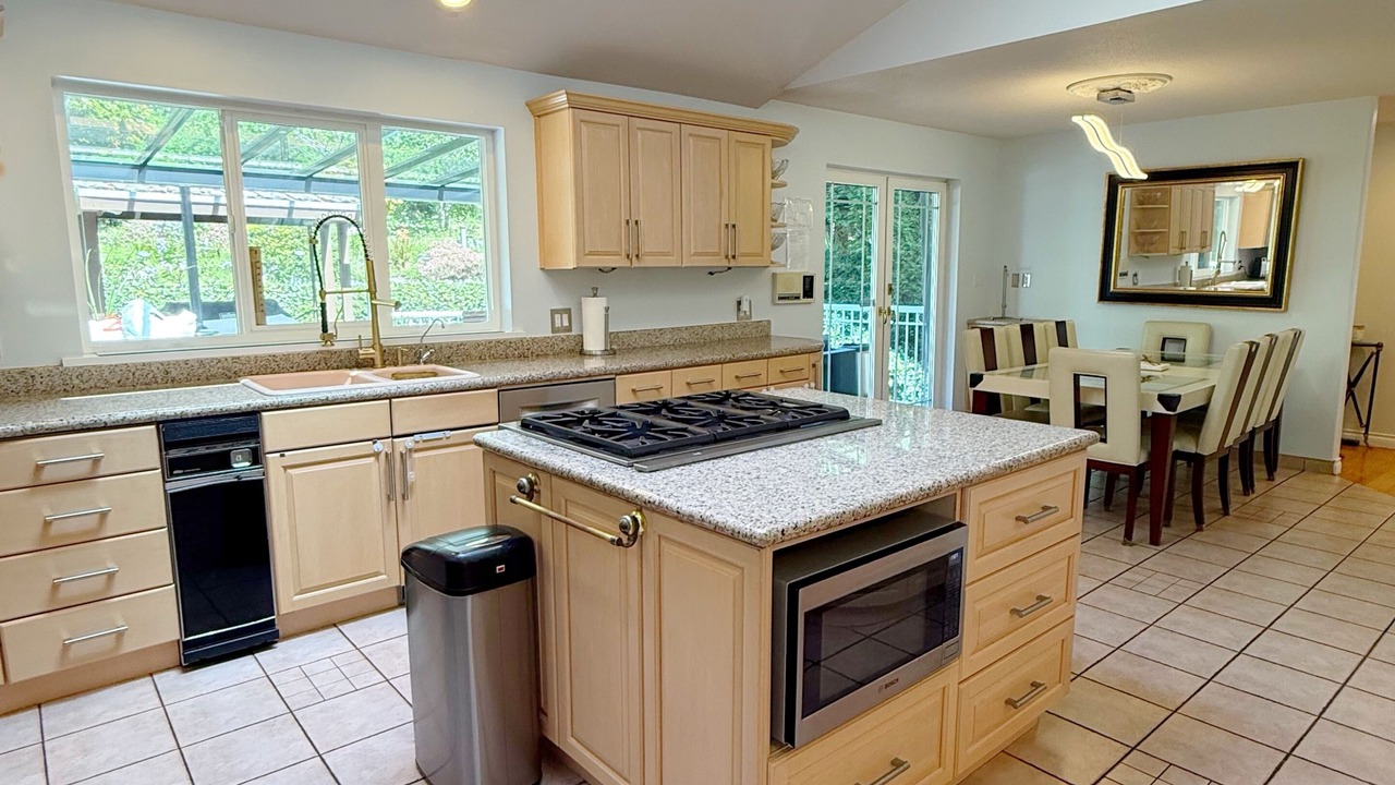 Photo of Kitchen in Caulfeild